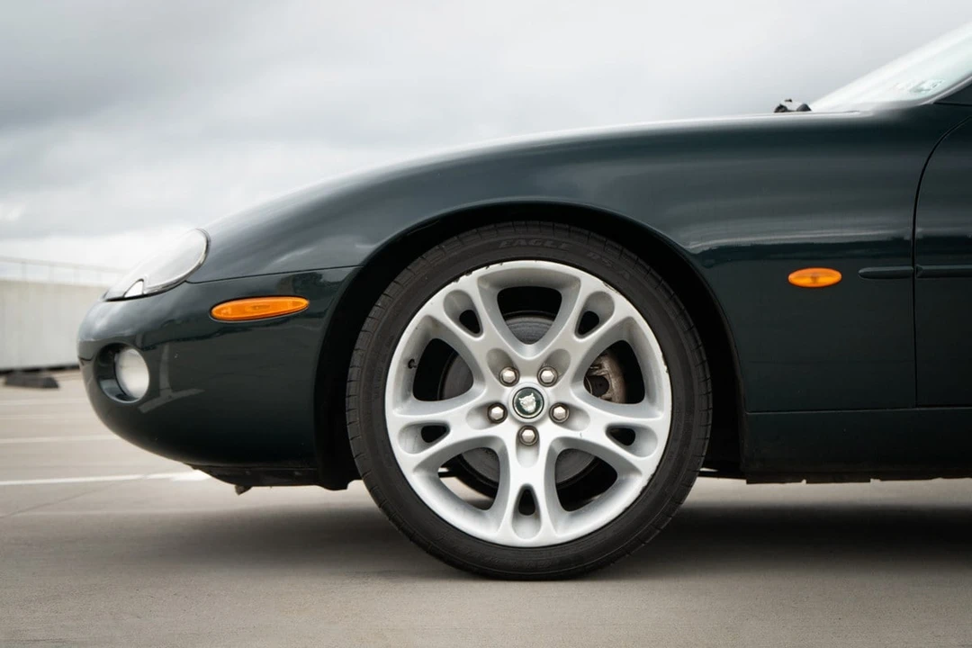 2003 Jaguar X100 XK8 - Image 9 of 30