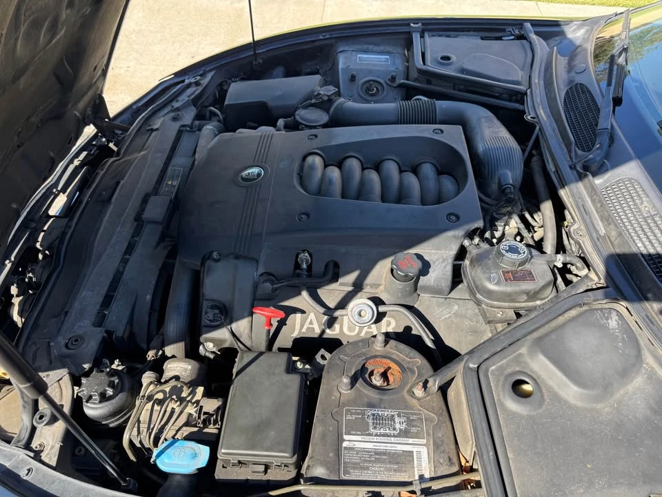 2003 Jaguar X100 XK8 - Image 12 of 13