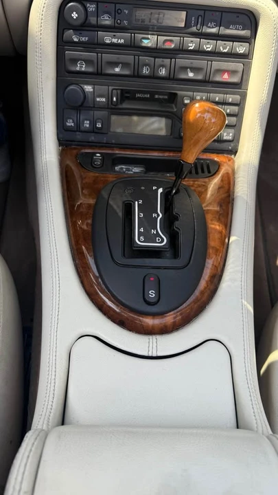 2003 Jaguar X100 XK8 - Image 15 of 17