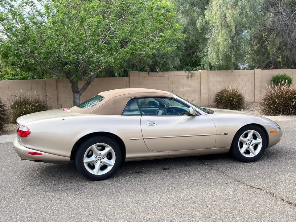 2003 Jaguar X100 XK8 - Image 10 of 18