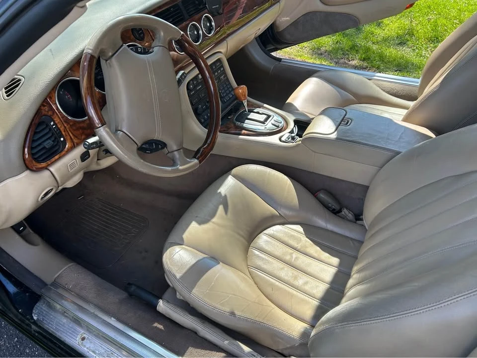2003 Jaguar X100 XK8 - Image 8 of 18