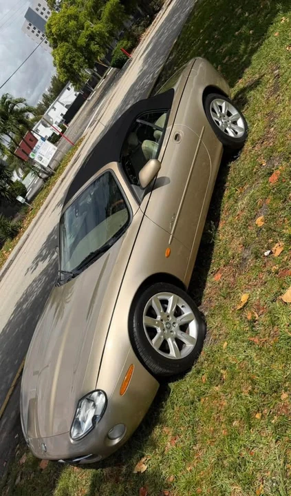 2003 Jaguar X100 XK8 - Image 9 of 12