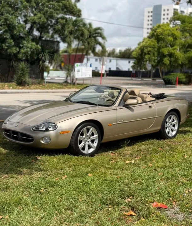 2003 Jaguar X100 XK8 - Image 5 of 12