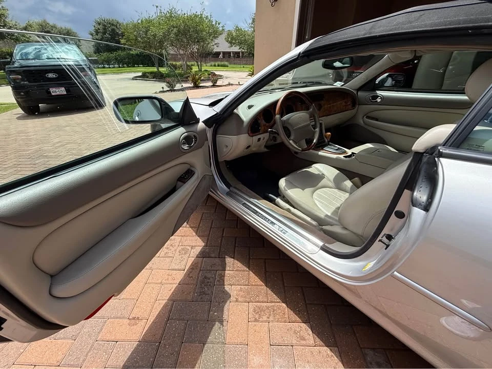 2003 Jaguar X100 XK8 - Image 7 of 16