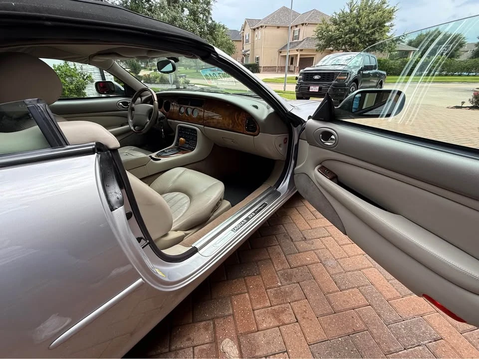 2003 Jaguar X100 XK8 - Image 10 of 16