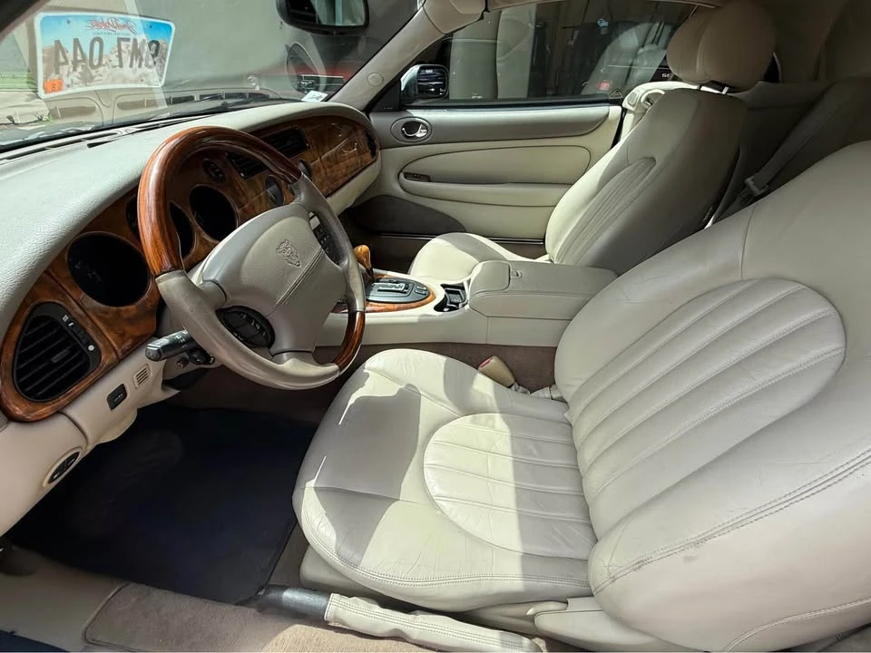 2003 Jaguar X100 XK8 - Image 8 of 16