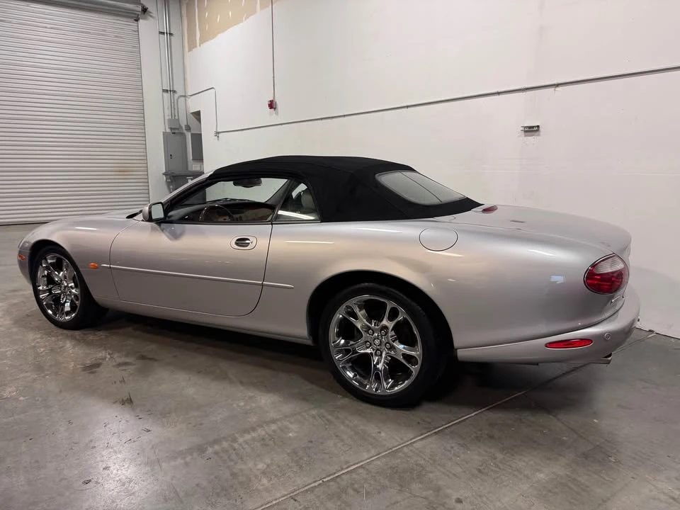 2003 Jaguar X100 XK8 - Image 4 of 12
