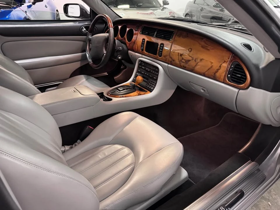 2003 Jaguar X100 XK8 - Image 11 of 12