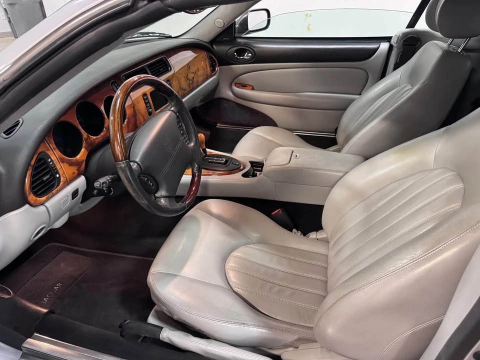 2003 Jaguar X100 XK8 - Image 9 of 12