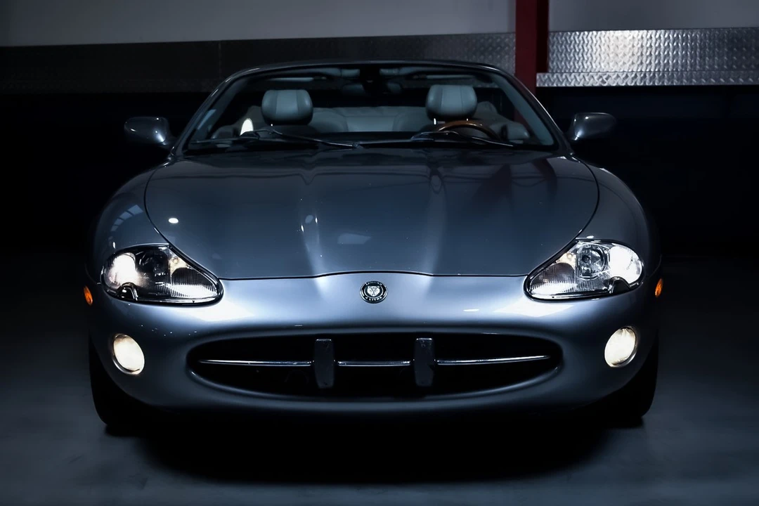 2003 Jaguar X100 XK8 - Image 3 of 30