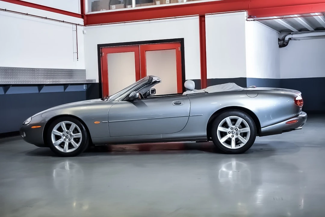 2003 Jaguar X100 XK8 - Image 20 of 30