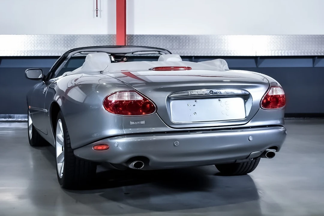 2003 Jaguar X100 XK8 - Image 14 of 30