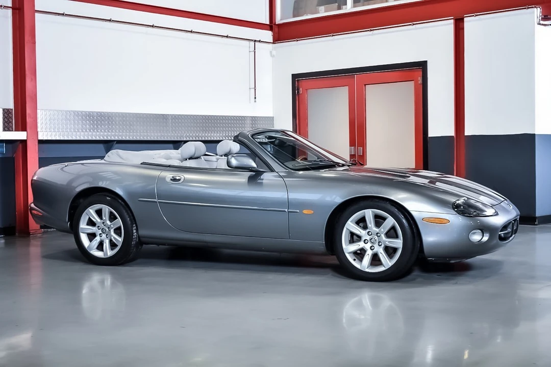 2003 Jaguar X100 XK8 - Image 7 of 30