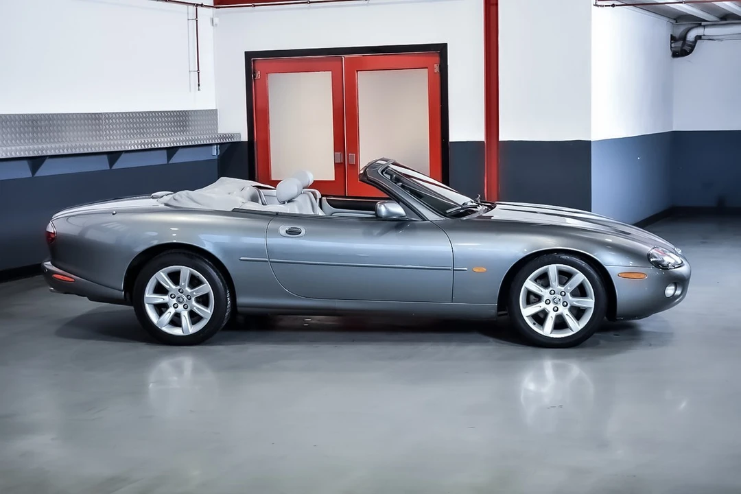2003 Jaguar X100 XK8 - Image 8 of 30