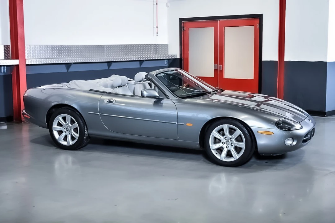 2003 Jaguar X100 XK8 - Image 6 of 30