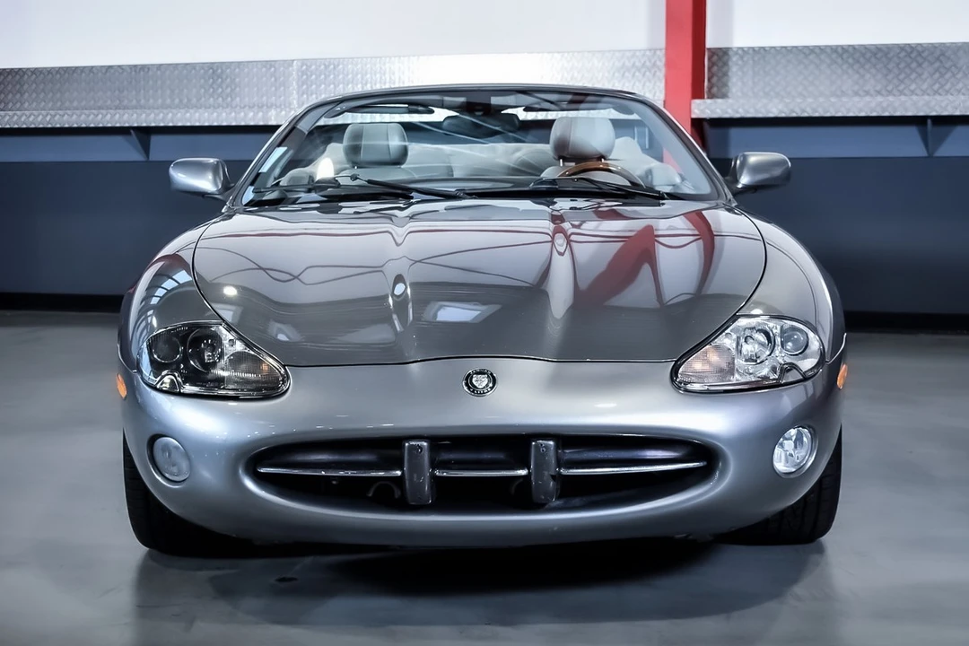 2003 Jaguar X100 XK8 - Image 4 of 30