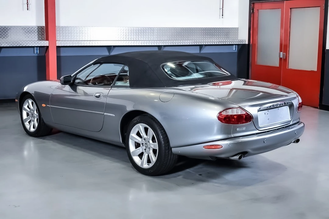 2003 Jaguar X100 XK8 - Image 26 of 30
