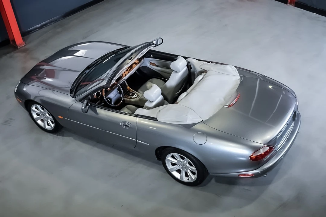 2003 Jaguar X100 XK8 - Image 21 of 30