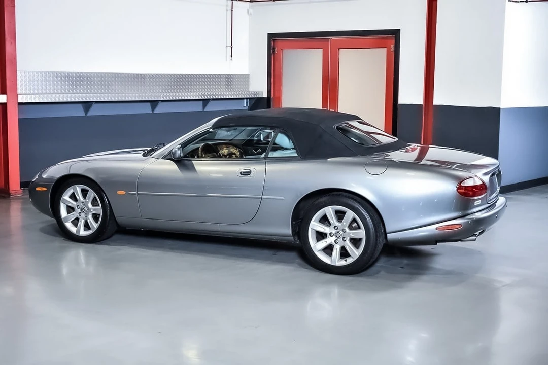 2003 Jaguar X100 XK8 - Image 27 of 30