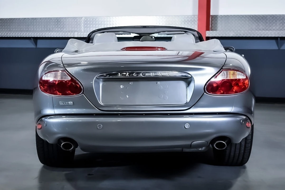 2003 Jaguar X100 XK8 - Image 12 of 30