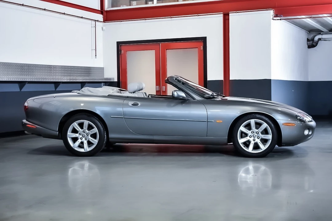 2003 Jaguar X100 XK8 - Image 9 of 30
