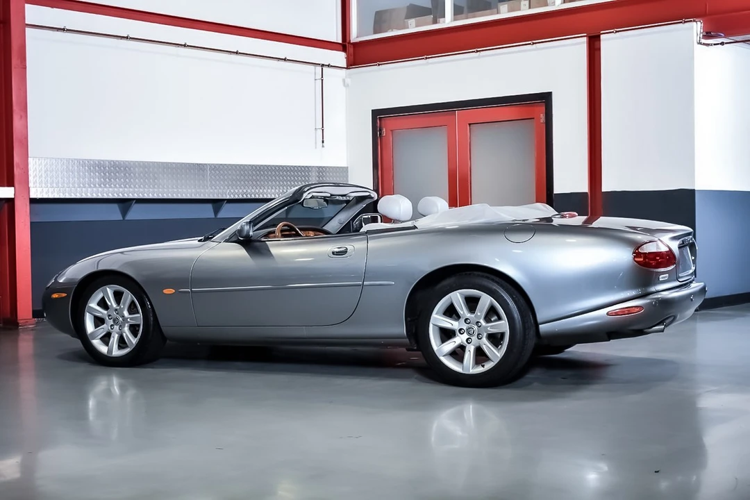 2003 Jaguar X100 XK8 - Image 18 of 30