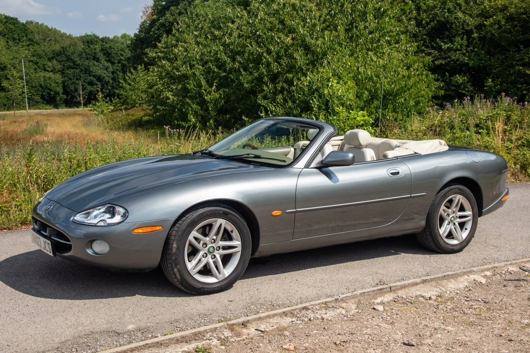 2003 Jaguar X100 XK8 - Image 28 of 30