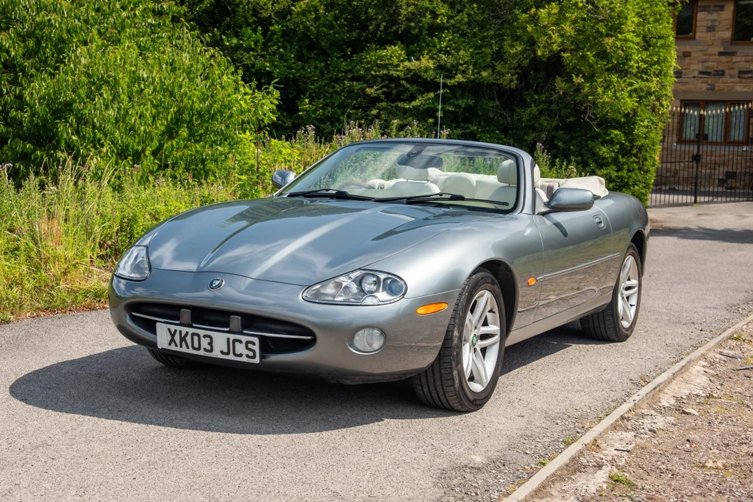 2003 Jaguar X100 XK8 - Image 2 of 30