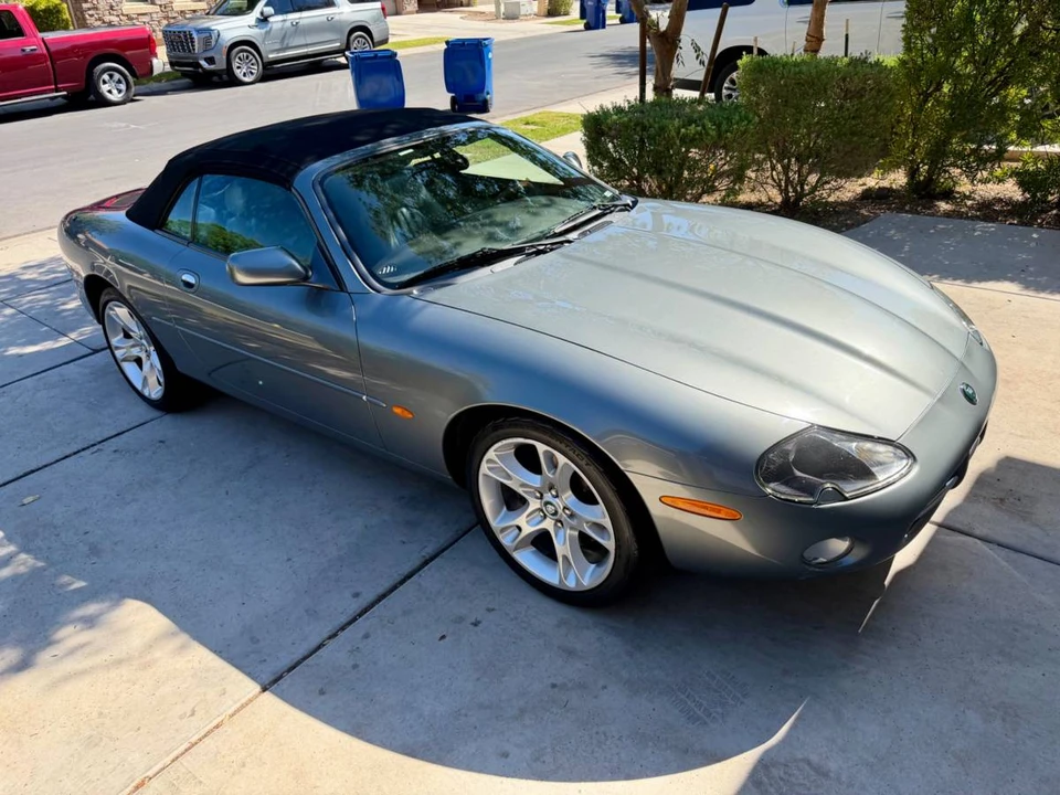 2003 Jaguar X100 XK8 - Image 3 of 4