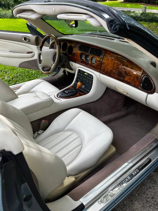2003 Jaguar X100 XK8 - Image 9 of 15