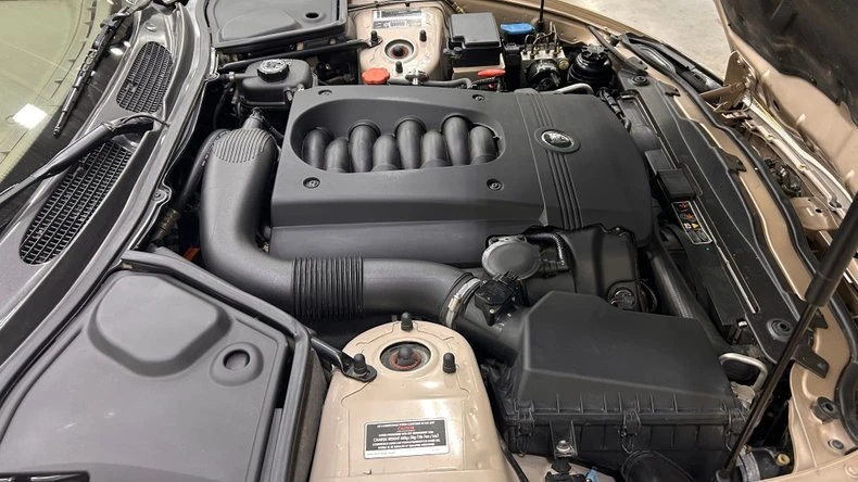 2003 Jaguar X100 XK8 - Image 10 of 10