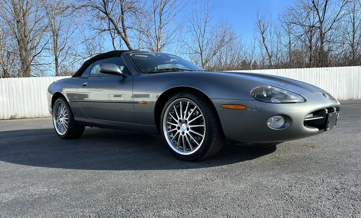 2003 Jaguar X100 XK8 - Image 3 of 31