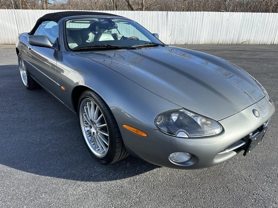 2003 Jaguar X100 XK8 - Image 6 of 31