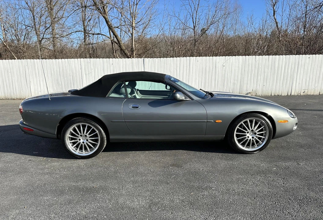 2003 Jaguar X100 XK8 - Image 28 of 31
