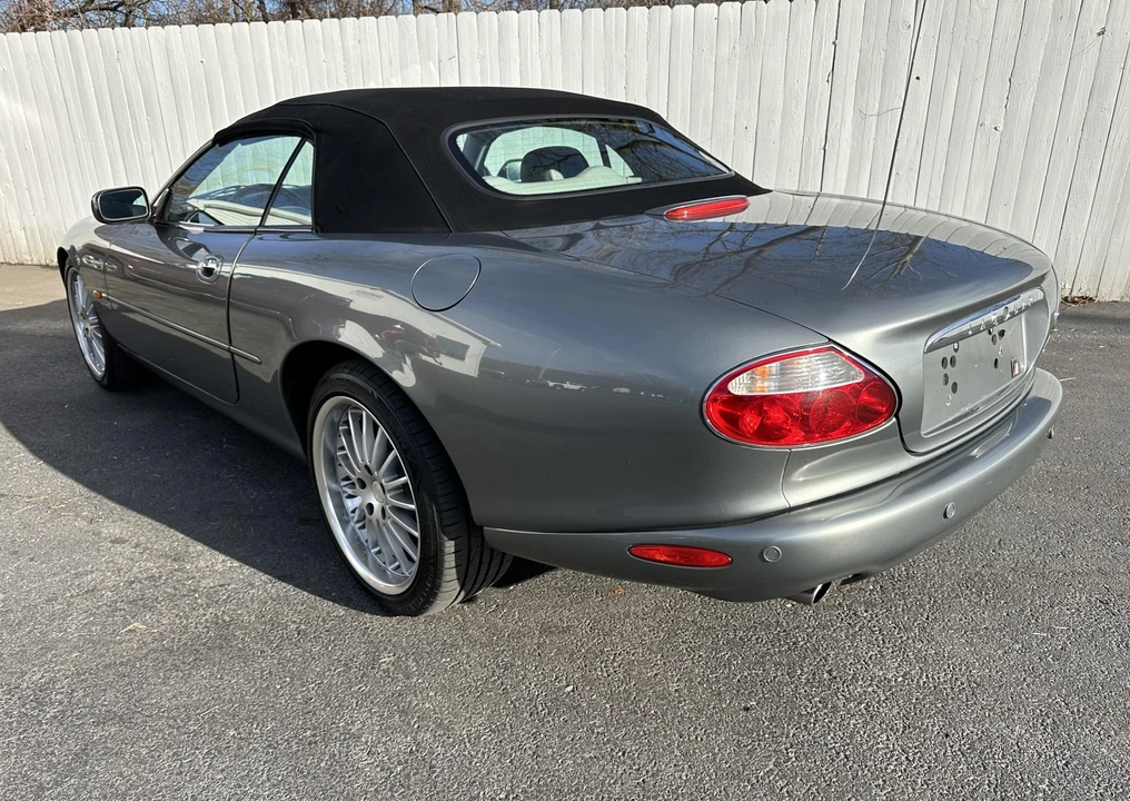 2003 Jaguar X100 XK8 - Image 21 of 31