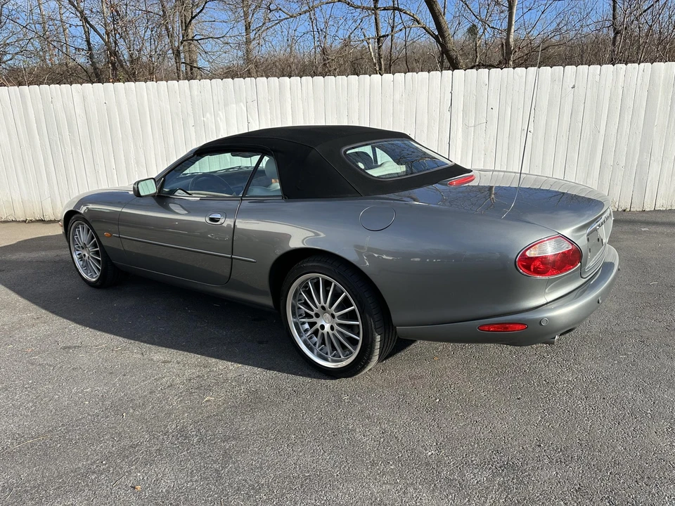 2003 Jaguar X100 XK8 - Image 19 of 31