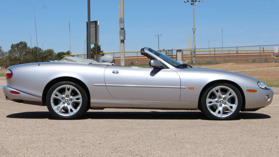 2003 Jaguar X100 XK8 - Image 8 of 31