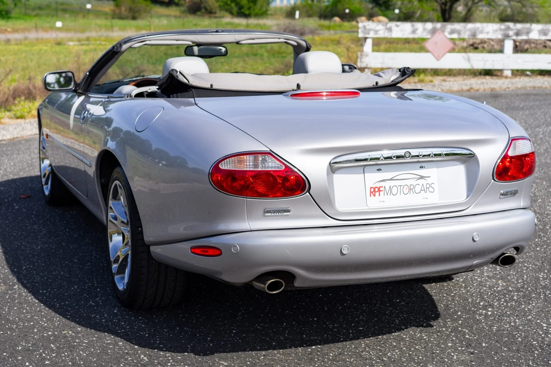 2003 Jaguar X100 XK8 - Image 10 of 31