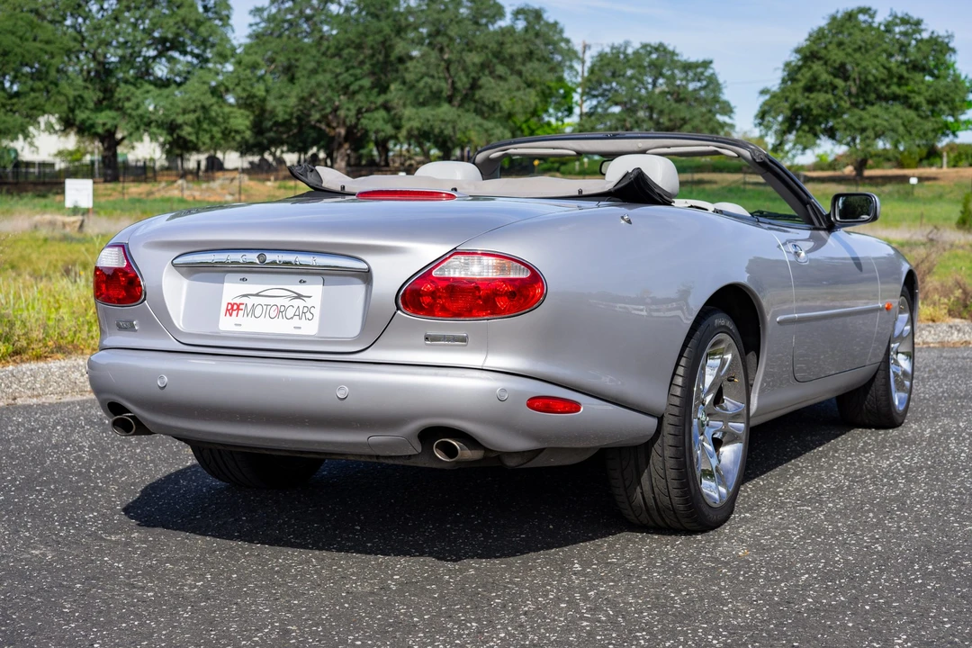2003 Jaguar X100 XK8 - Image 16 of 31
