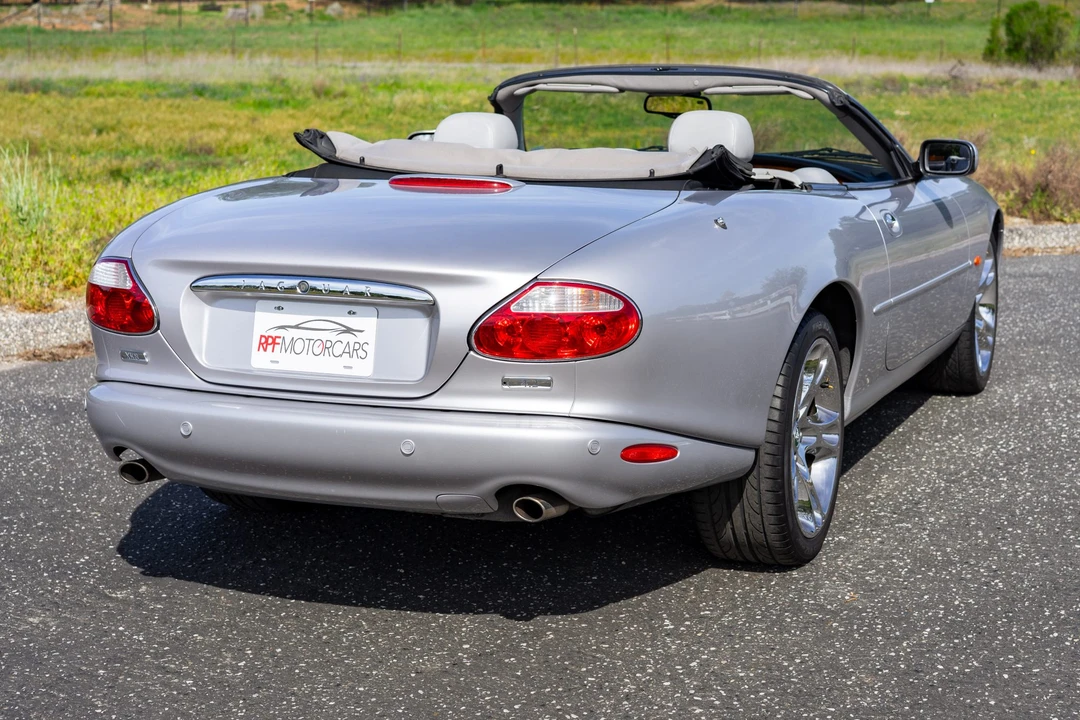 2003 Jaguar X100 XK8 - Image 17 of 31