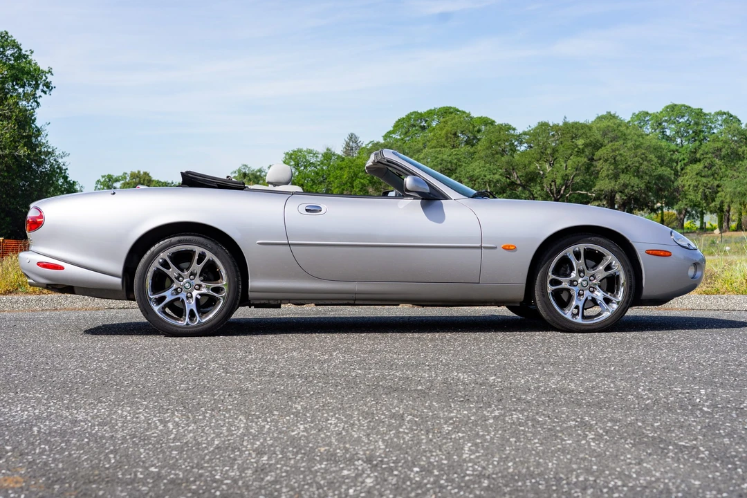 2003 Jaguar X100 XK8 - Image 18 of 31