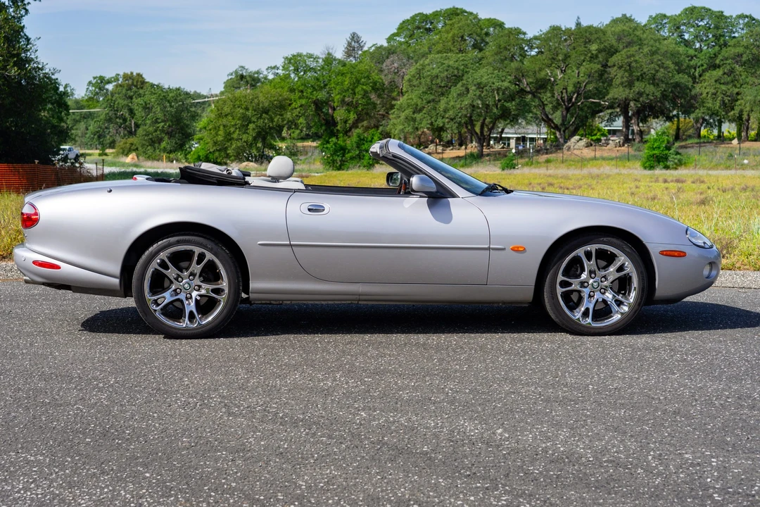 2003 Jaguar X100 XK8 - Image 20 of 31