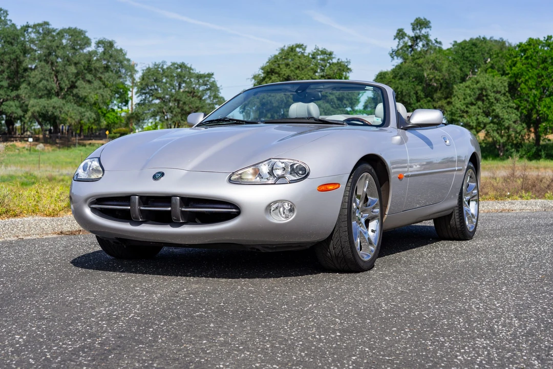 2003 Jaguar X100 XK8 - Image 2 of 31