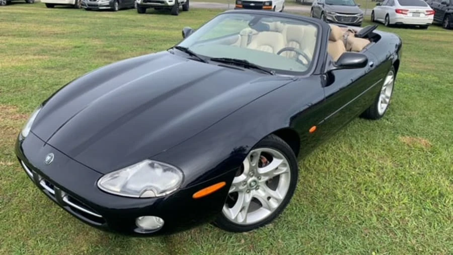 2003 Jaguar X100 XK8 - Image 4 of 12
