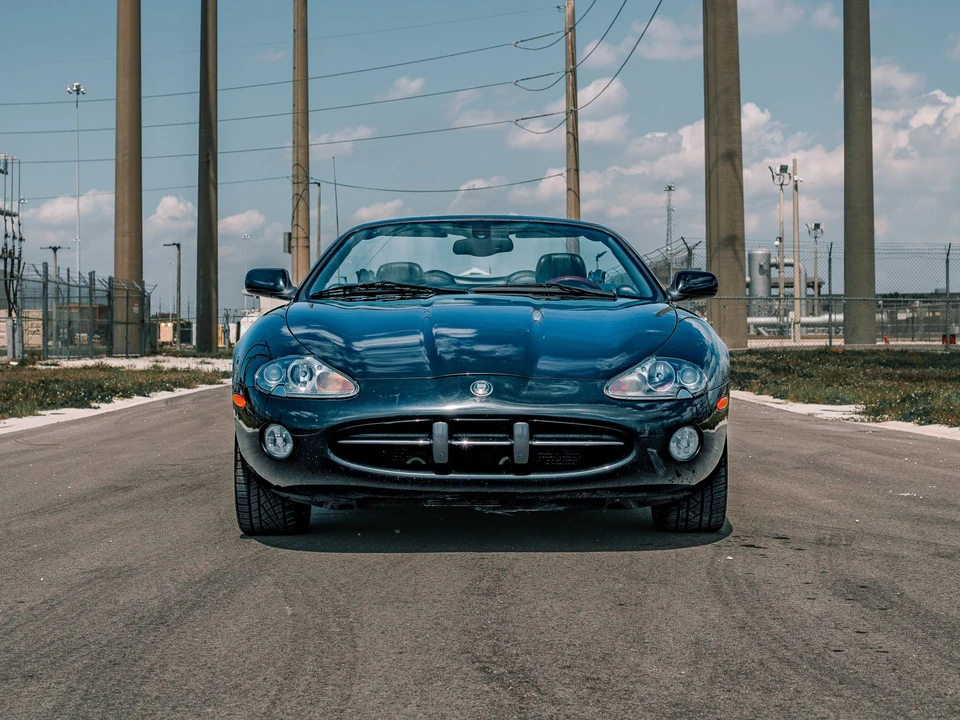 2003 Jaguar X100 XK8 - Image 17 of 31