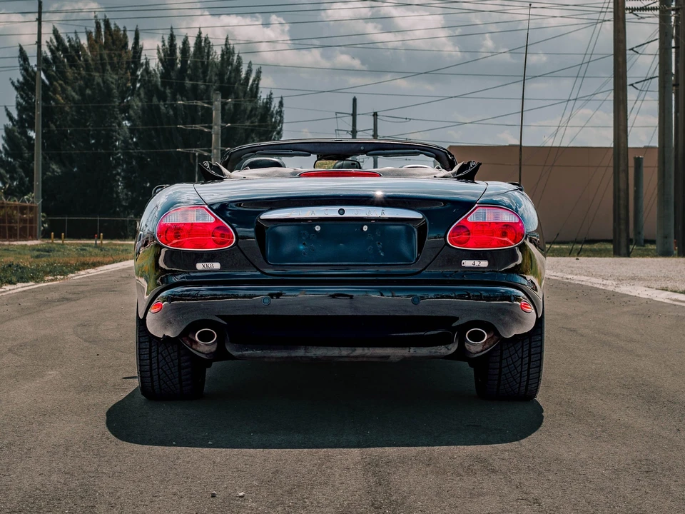 2003 Jaguar X100 XK8 - Image 13 of 31
