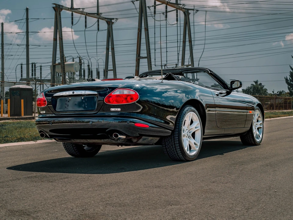 2003 Jaguar X100 XK8 - Image 14 of 31