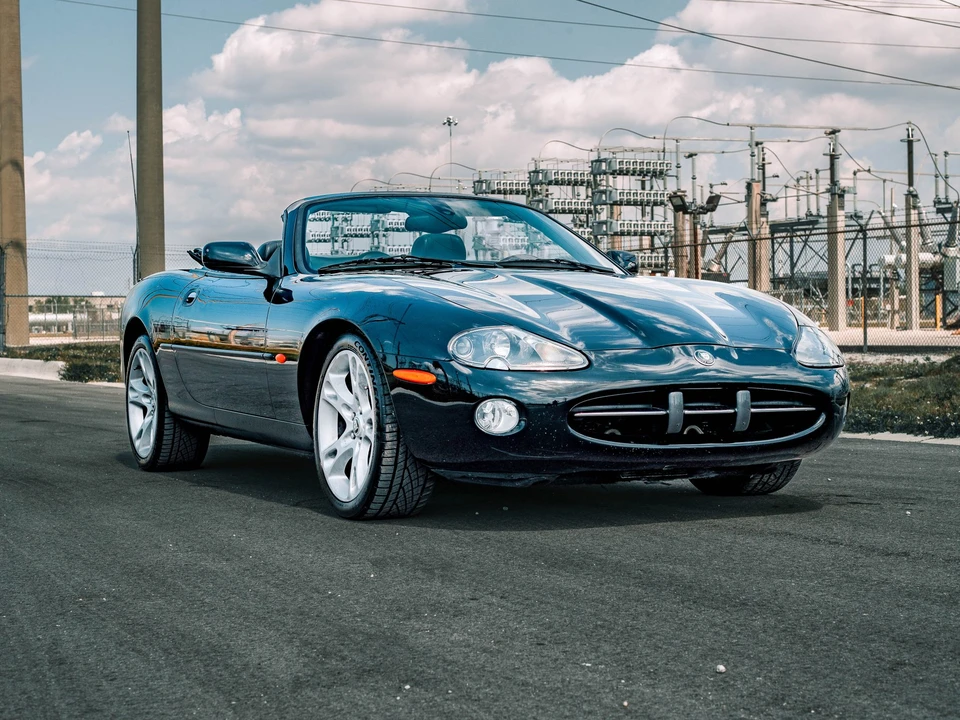 2003 Jaguar X100 XK8 - Image 16 of 31