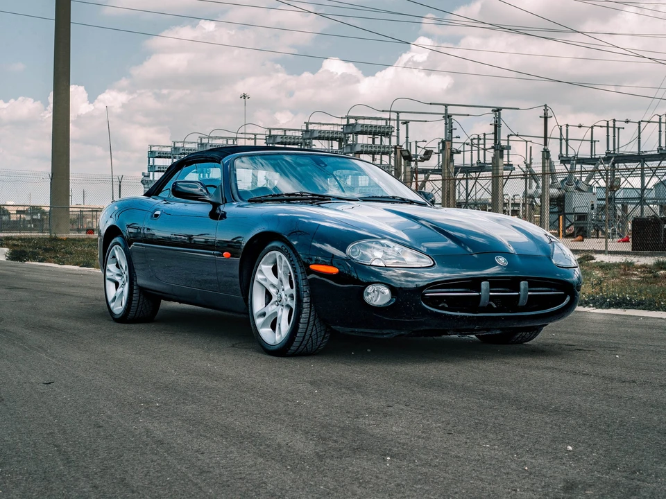 2003 Jaguar X100 XK8 - Image 9 of 31