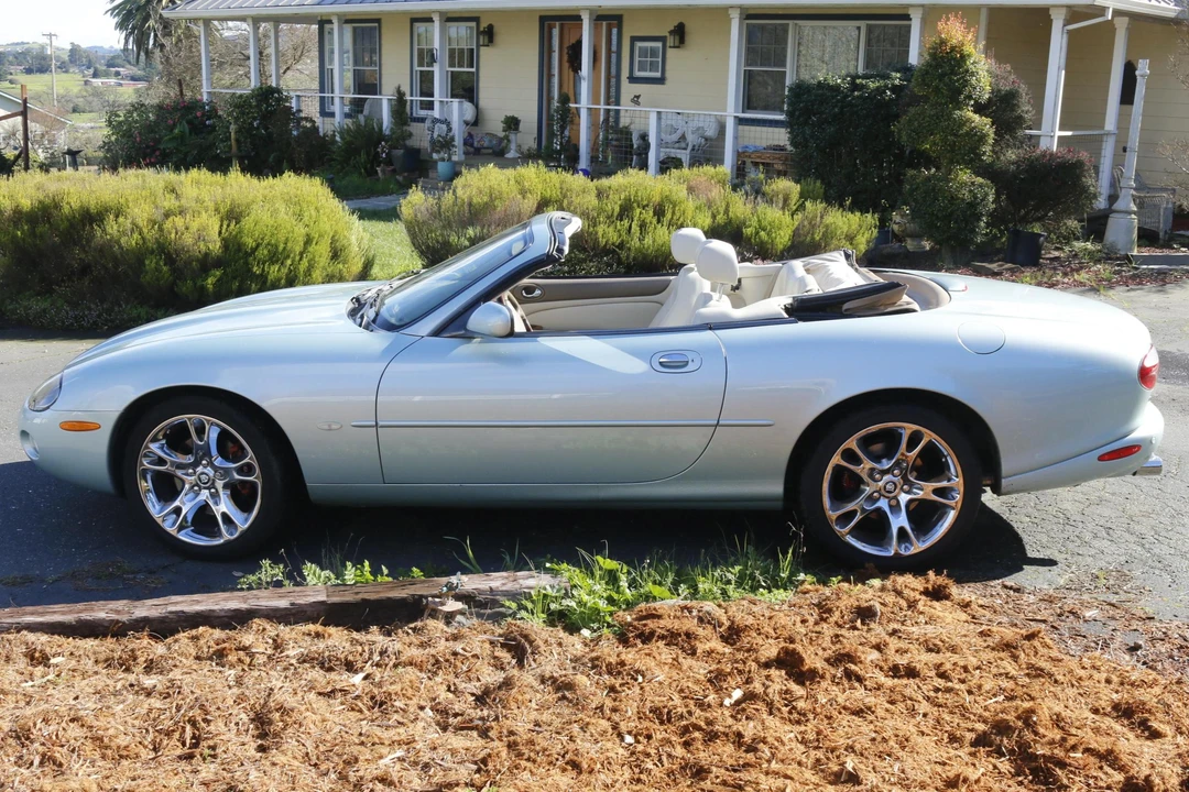 2003 Jaguar X100 XK8 - Image 3 of 5